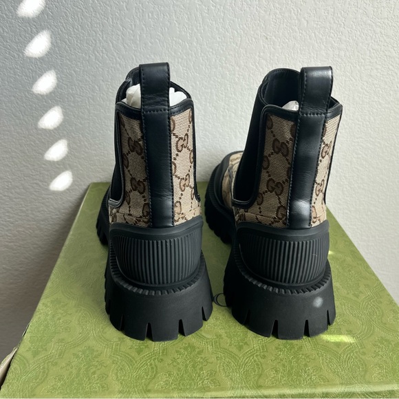 NEW Women’s GG Gucci Canvas Tan and Black Monogram Ankle Boots - EU 40 / US 10 - Picture 10 of 16